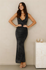 Dreamy Deep Maxi Dress Black